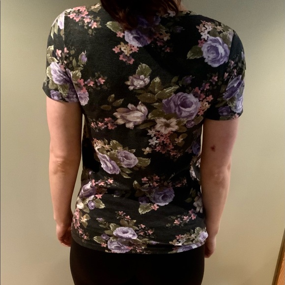 Floral pattern t-shirt woman’s - Picture 2 of 2
